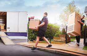Benefits of Using Moving Company Services